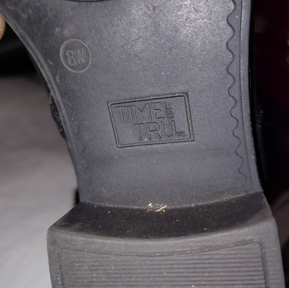 Women's Knee High 2.5 In heeled Leather Boot Sz 8 Wide by TIME & TRU - Picture 5 of 12